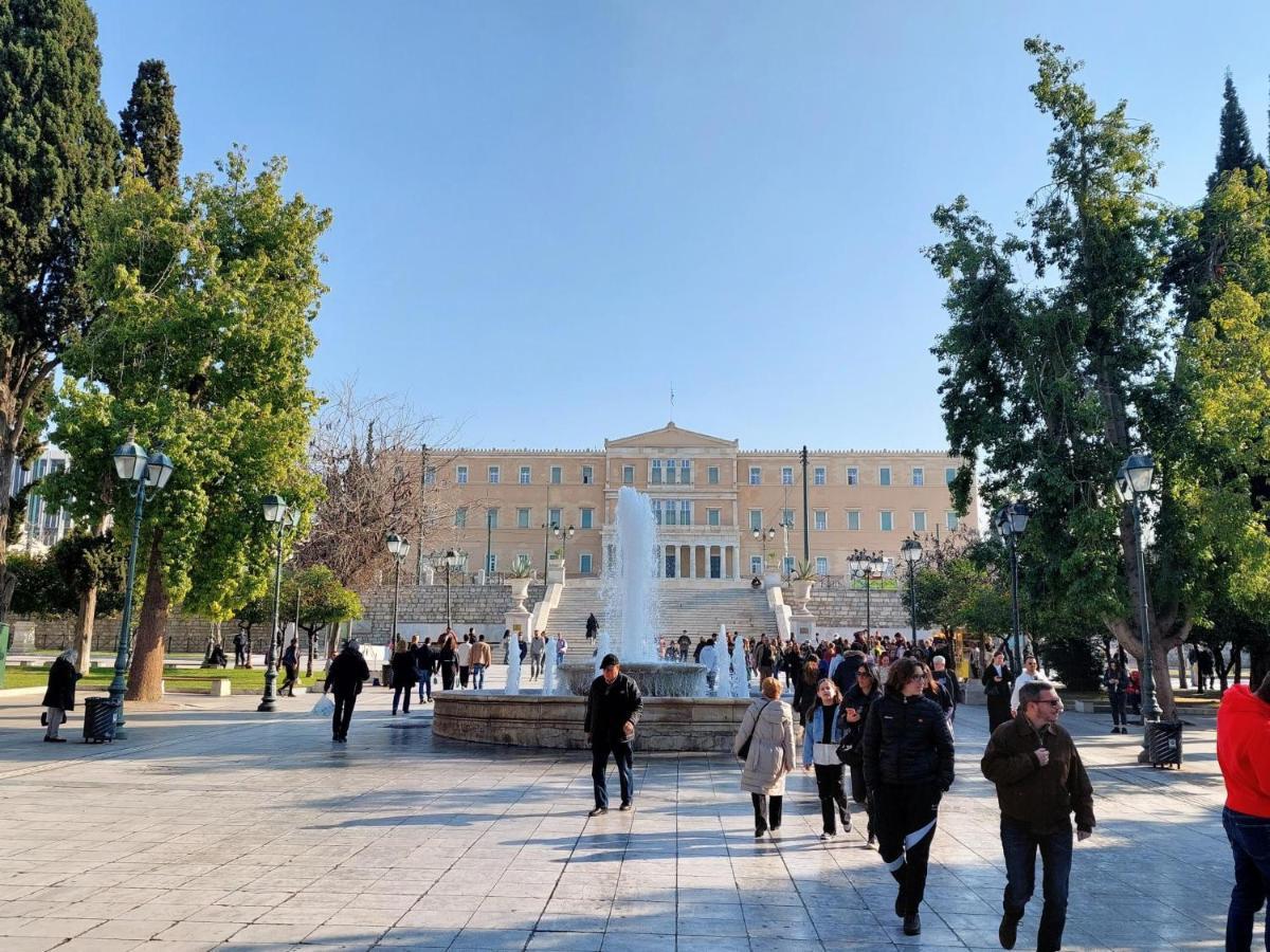 Grand Apartment In Parliament Square Athens Exterior photo