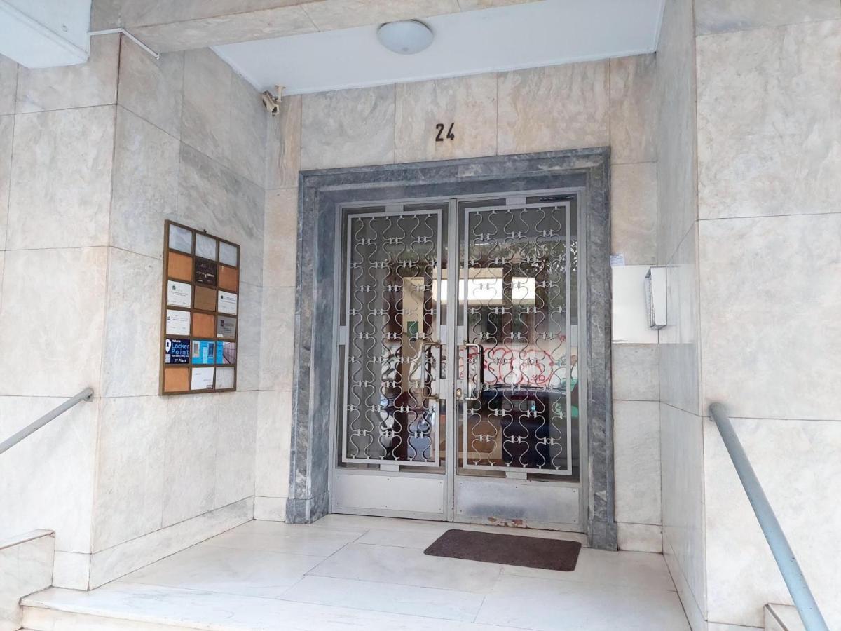 Grand Apartment In Parliament Square Athens Exterior photo